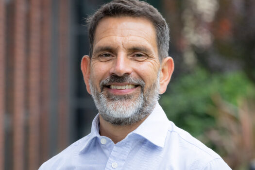 Portrait photo of Grant Cameron