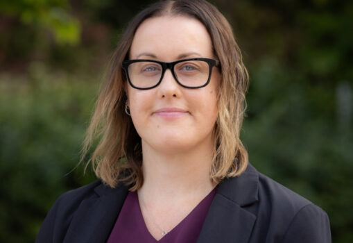 Portrait photo of Sara Willis