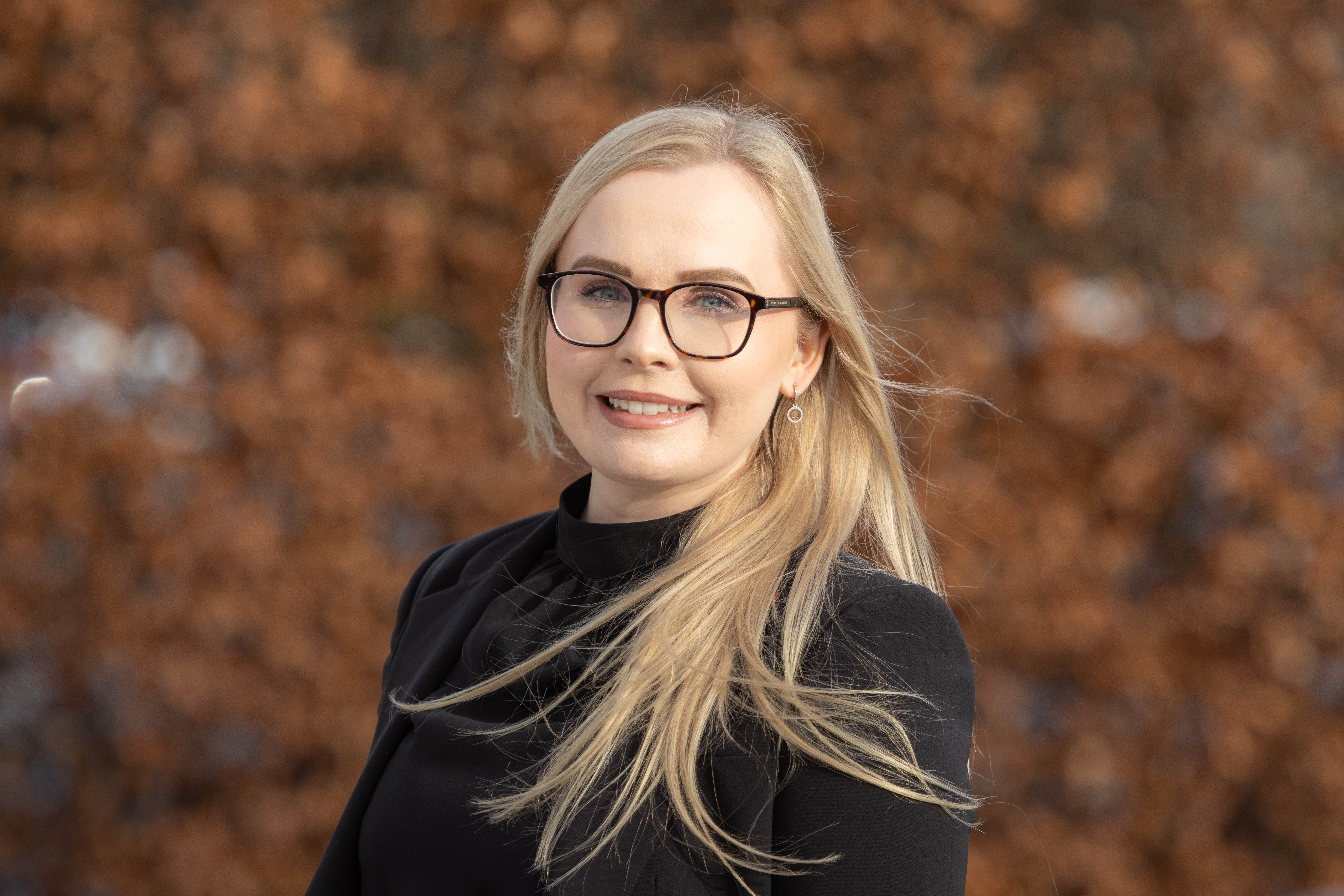 Portrait photo of Jasmine Rose