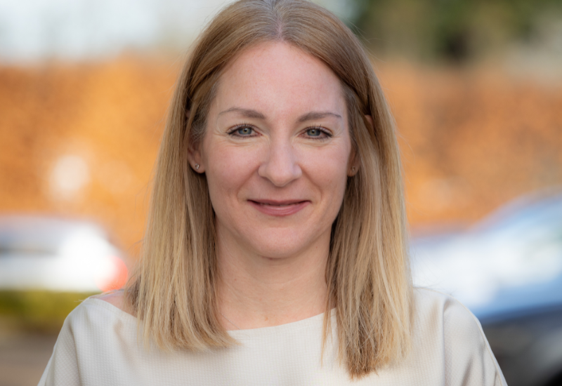 Portrait photo of Nicola Leslie