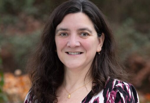 Portrait photo of Karen Perugini