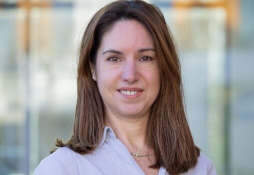 Portrait Photo of Claire Bunton